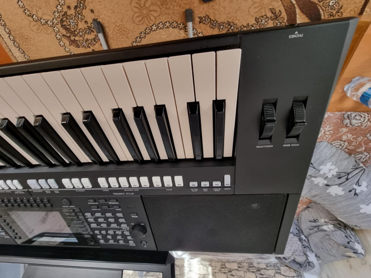 Yamaha PSR S750 foto 4