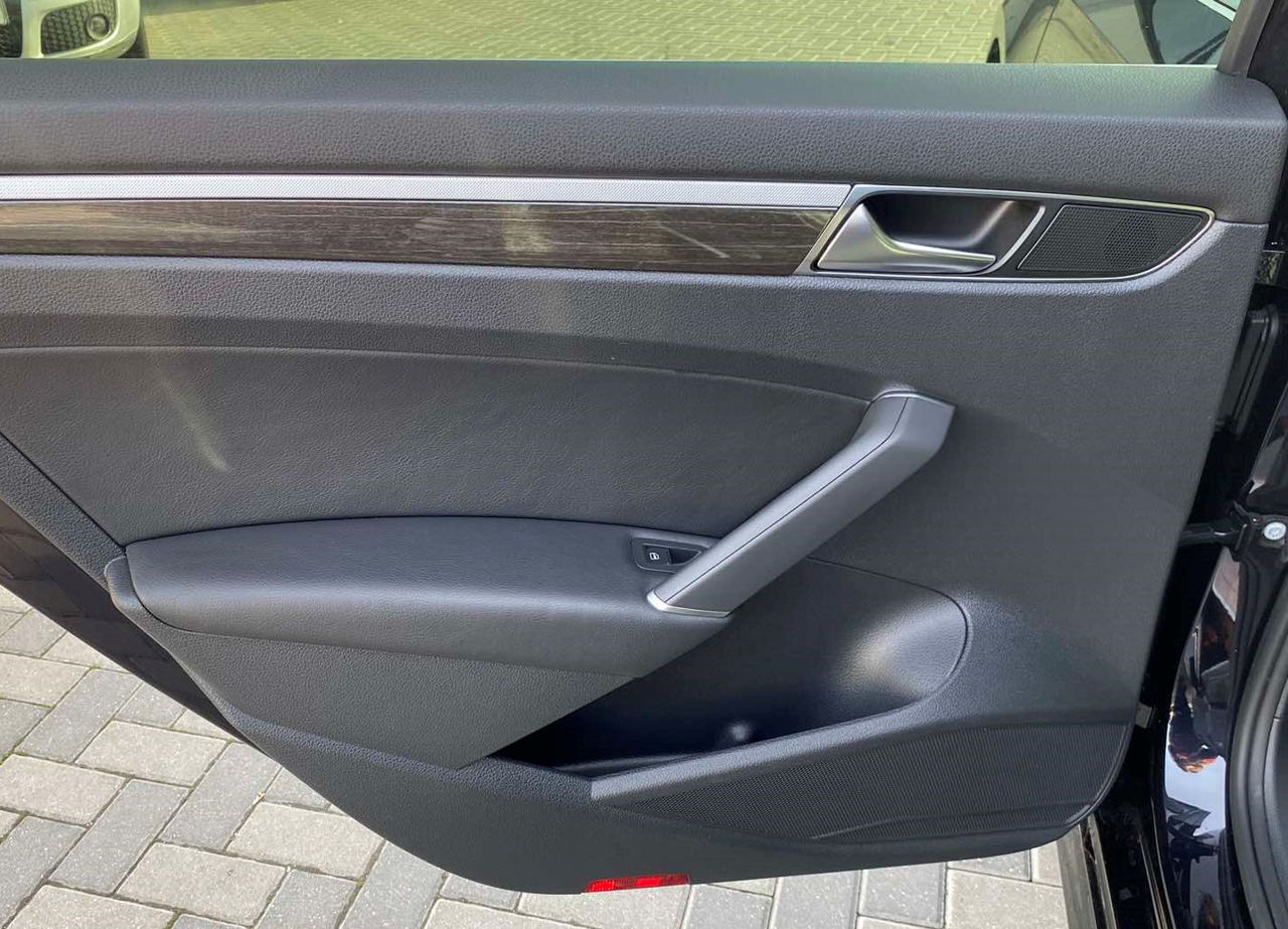 Volkswagen Passat foto 16
