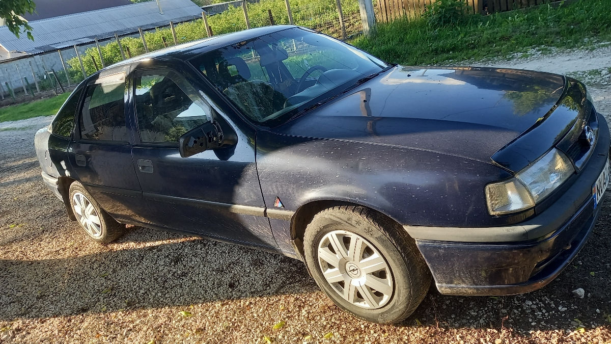 Opel Vectra фото 0