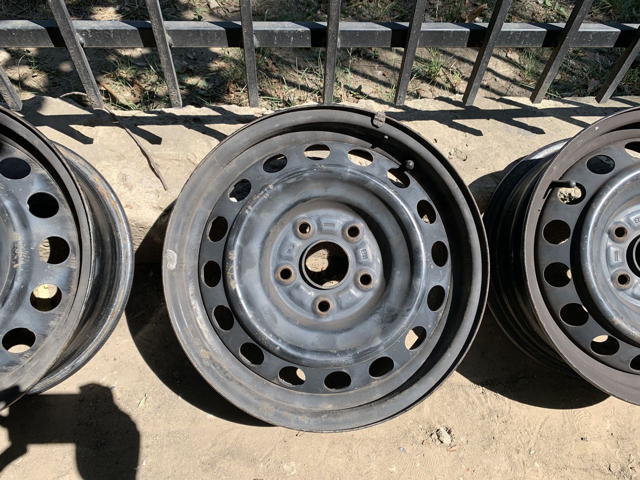 Стальные диски R15 5x114.3