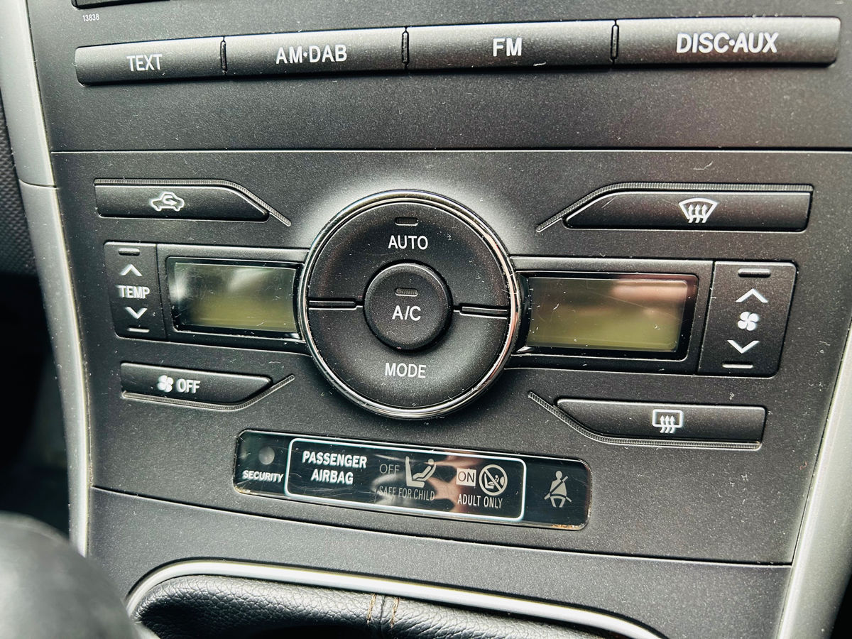 Toyota Auris foto 5