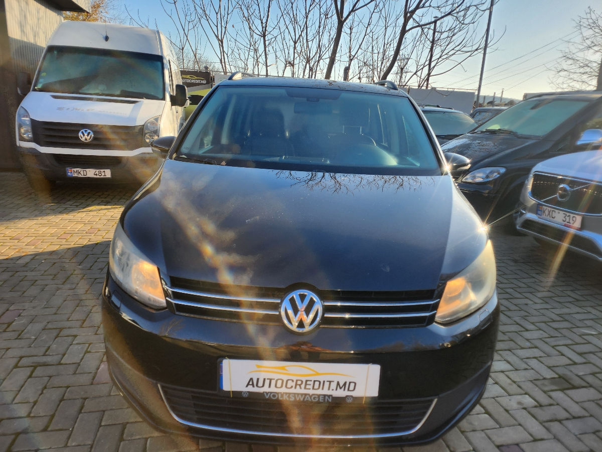 Volkswagen Touran foto 14