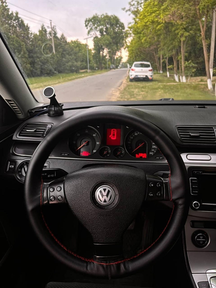 Volkswagen Passat foto 2