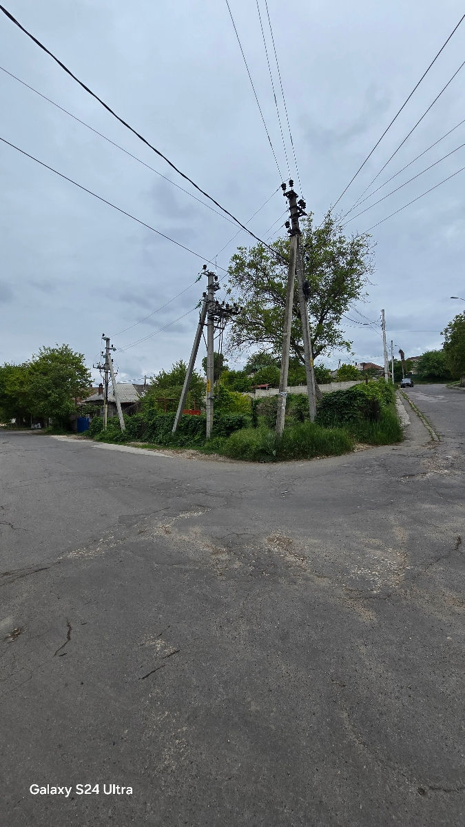 Teren pentru construcții 6 ari foto 0