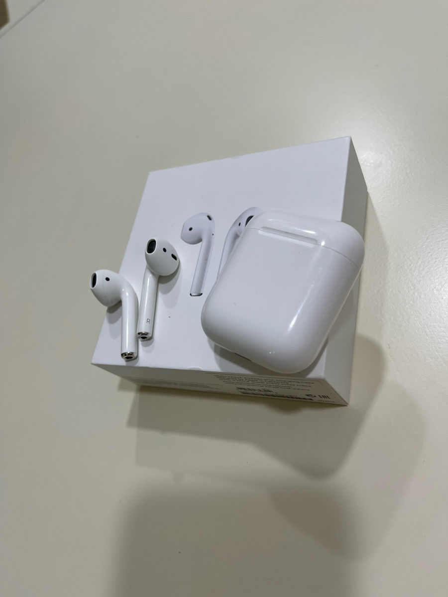 Airpods 1