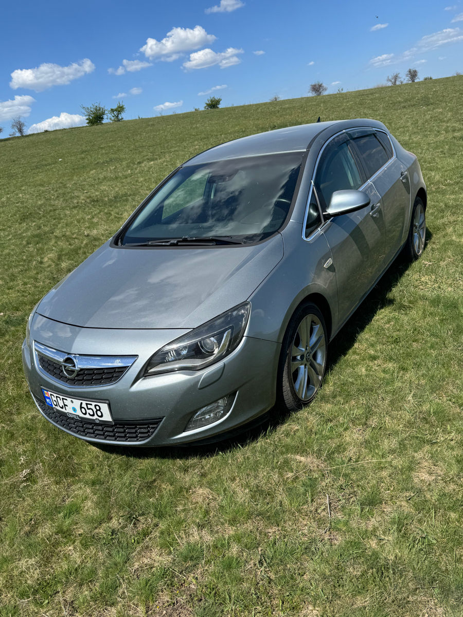 Opel Astra фото 3