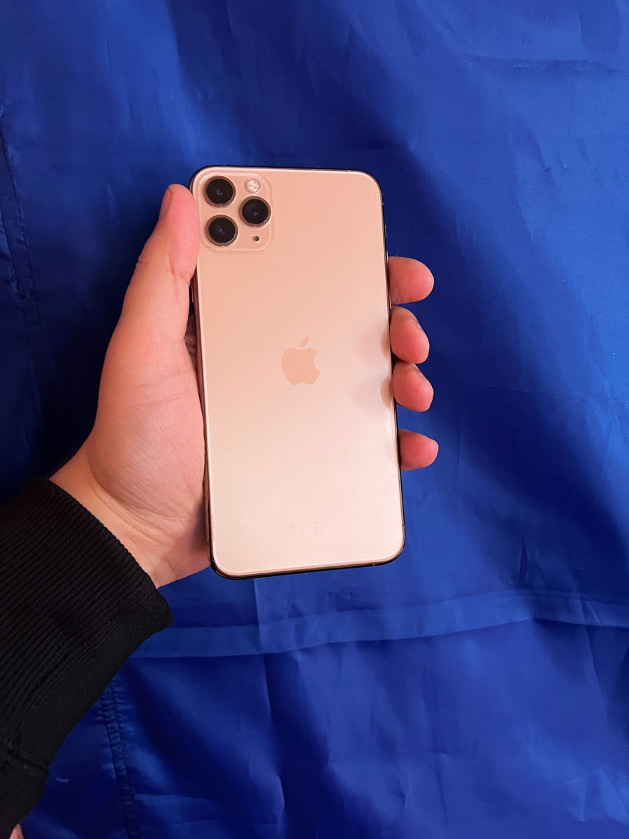 Iphone 11 pro max Gold 64gb