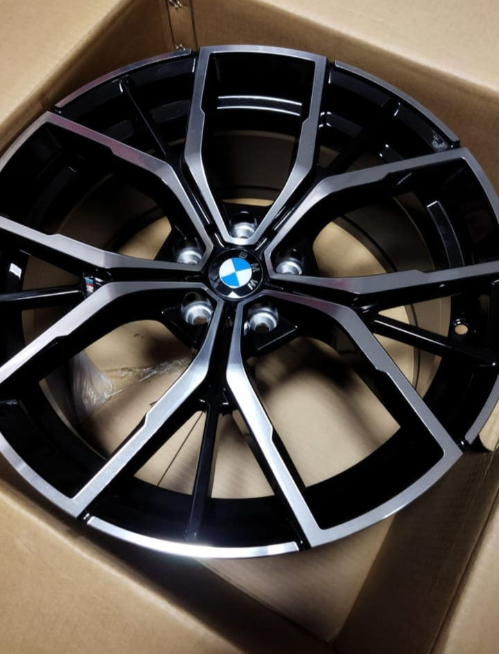 R18 BMW F10 f30