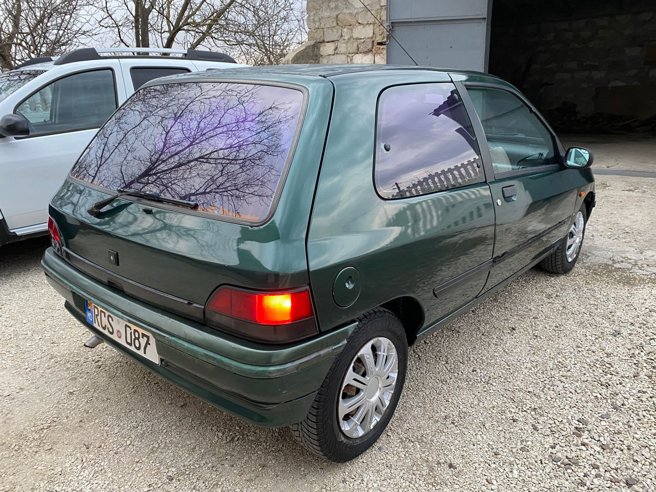 Renault Clio foto 2