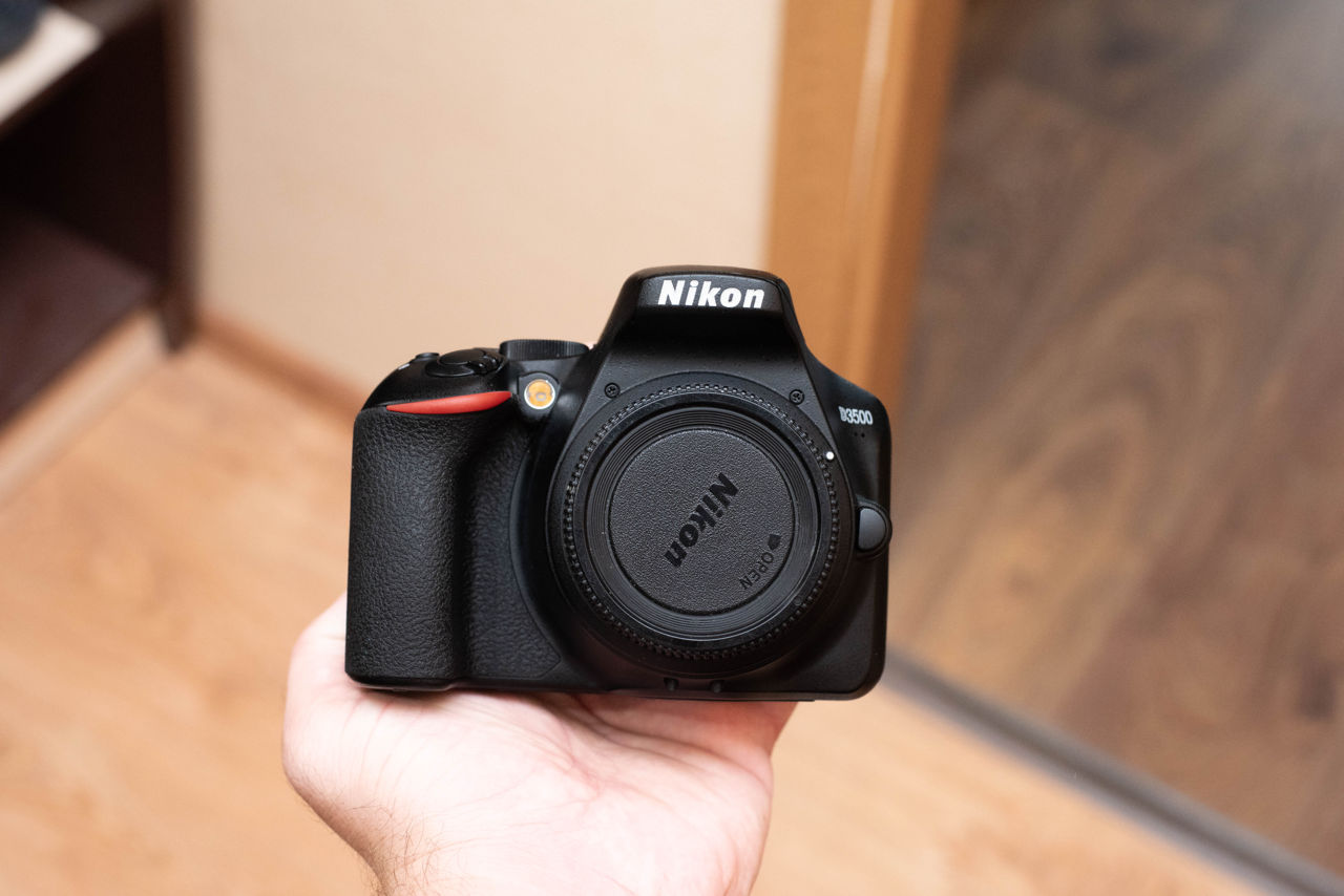 Nikon D3500 Kit (2000 de cadre) foto 1