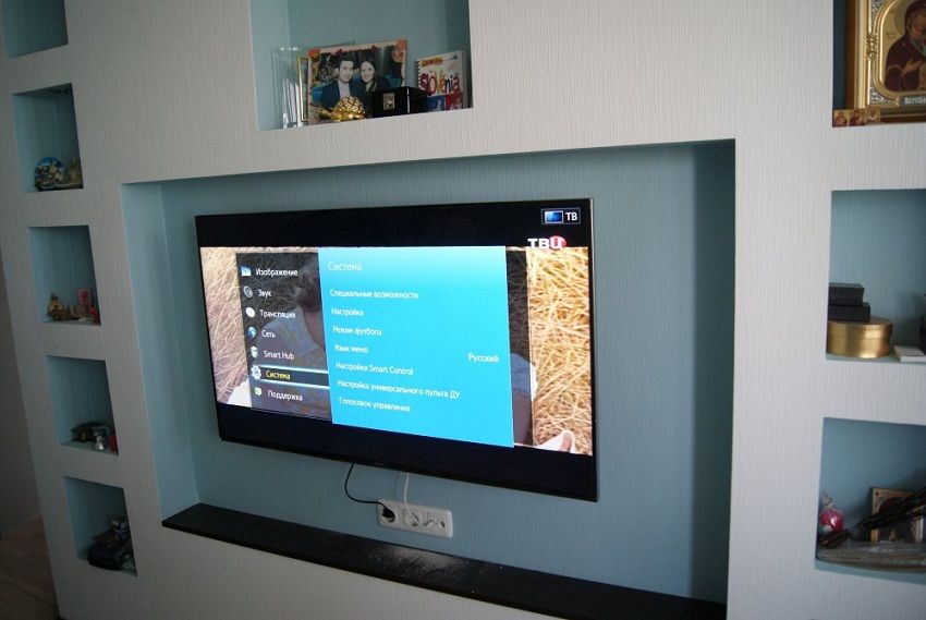 Мебельный щит на стену для телевизора