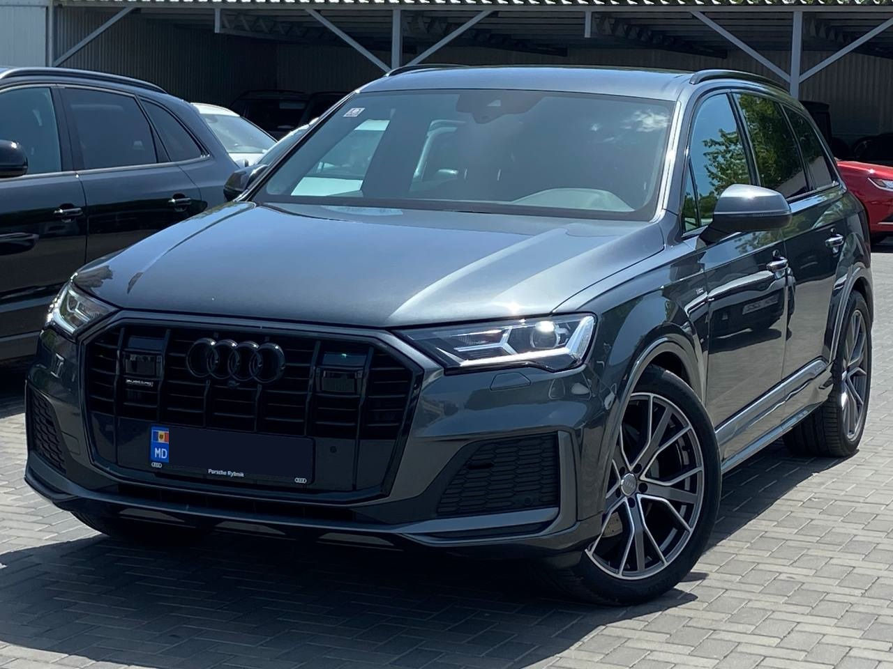 Audi Q7 foto 0