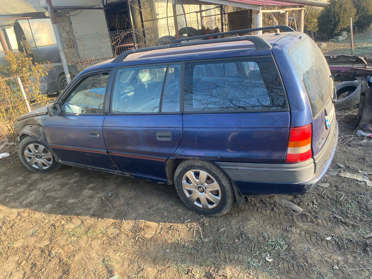  Opel astra f  foto 2