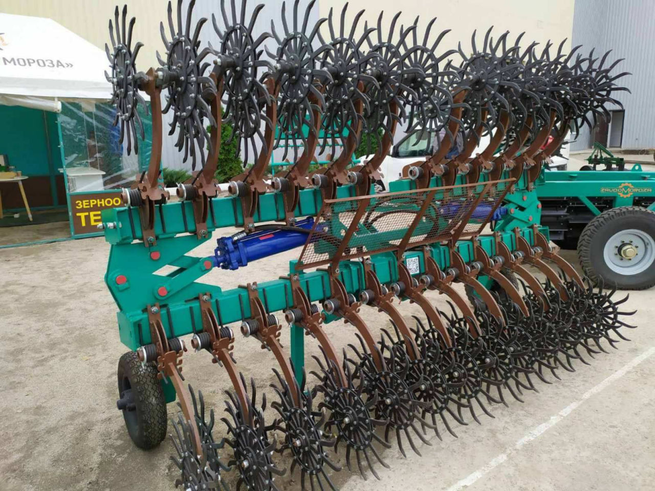Cultivator rotativ (sapa). foto 9