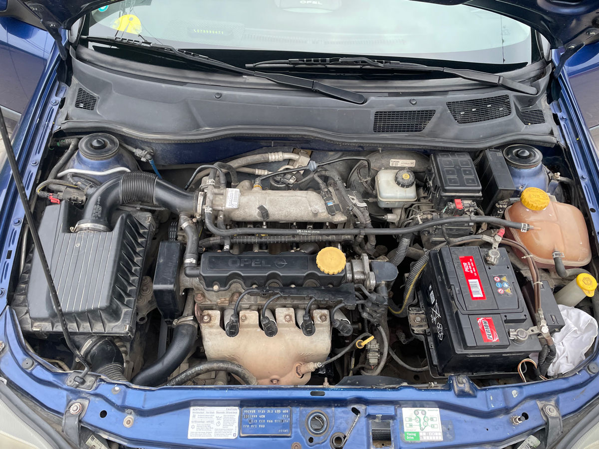 Opel Astra фото 8