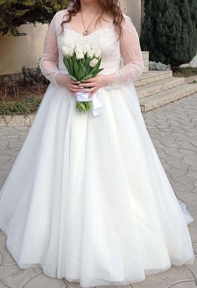Rochie de mireasă cusută la comandă, mărimea 48-50 eu foto 1