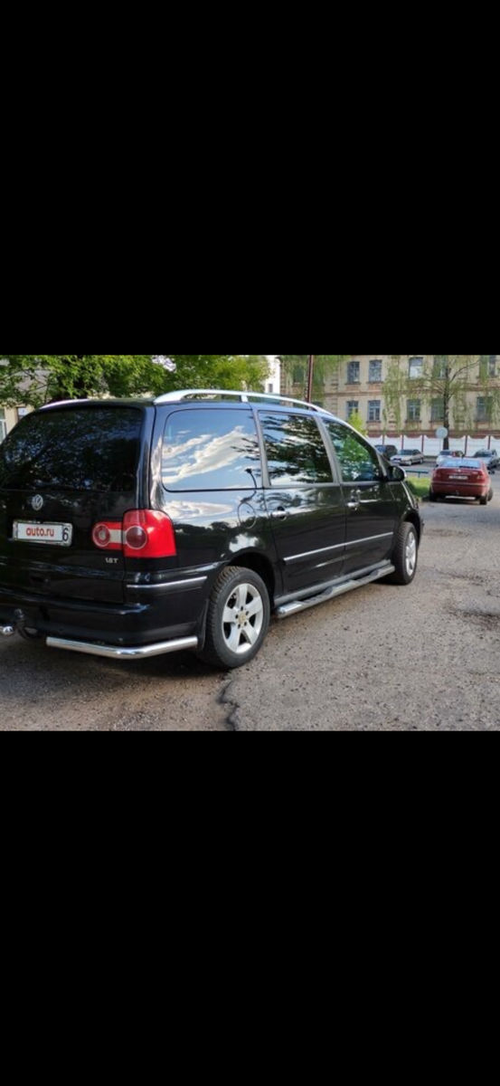 Volkswagen Sharan foto 2