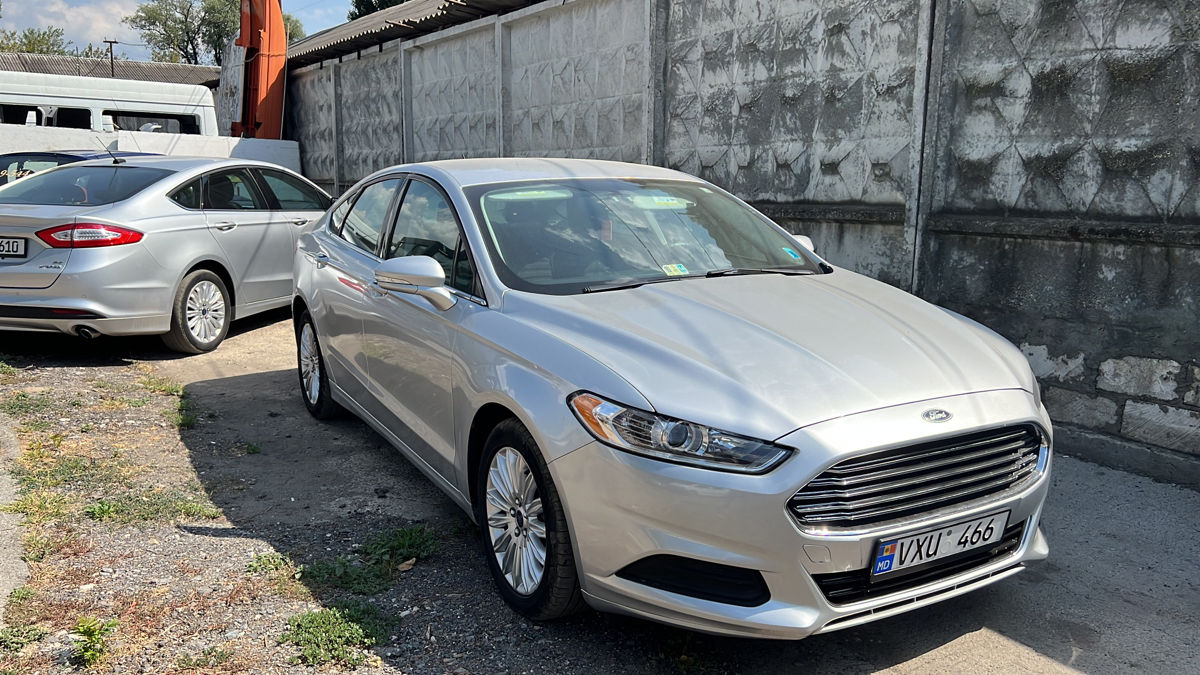 Chirie auto , Arenda auto, Rent a car foto 7