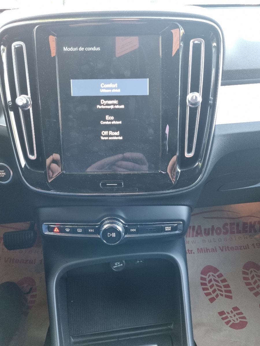 Volvo XC40 2019 photo 15