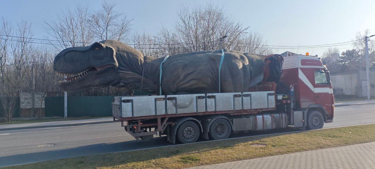 Манипулятор. Перевозка тротуарной плитки в Кишиневе с манипулятором. фото 2