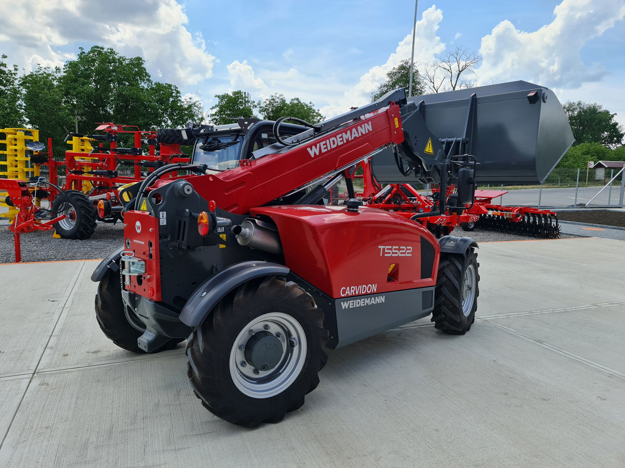 Телескопический погрузчик Weidemann T5522 foto 3