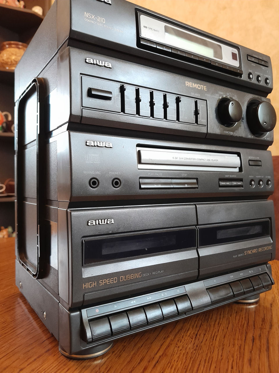 AIWA NSX-210 compact disc stereo system. foto 0