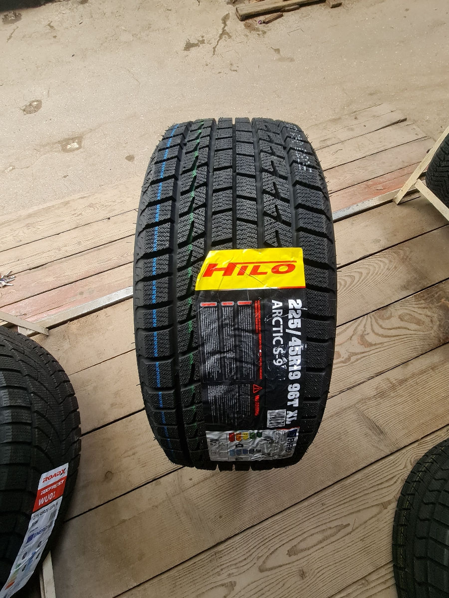 225/45 R19 Hilo Arctic S-9! foto 0