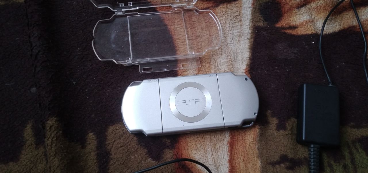 приставка сони PSP