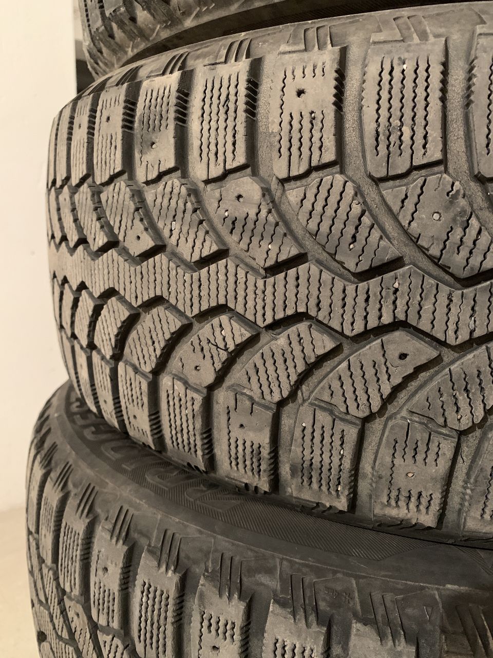 Bridgestone 215 55 R16