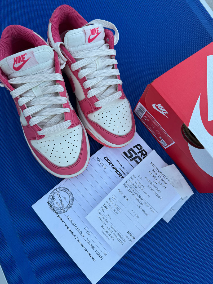 Nike originali mărimea 36(22.5 cm) foto 2