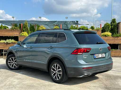 Volkswagen Tiguan 7 Locuri - Chirie auto chisinau foto 1