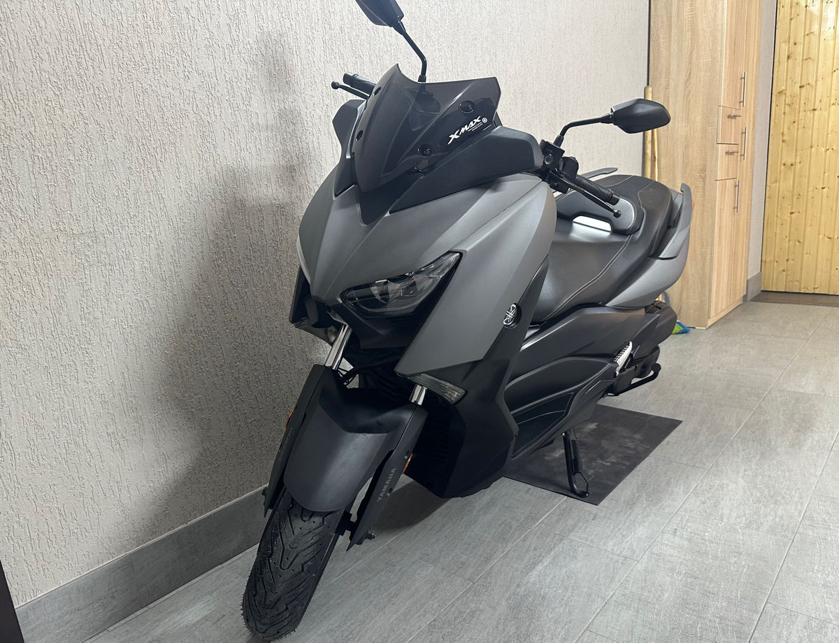 Yamaha Xmax foto 5