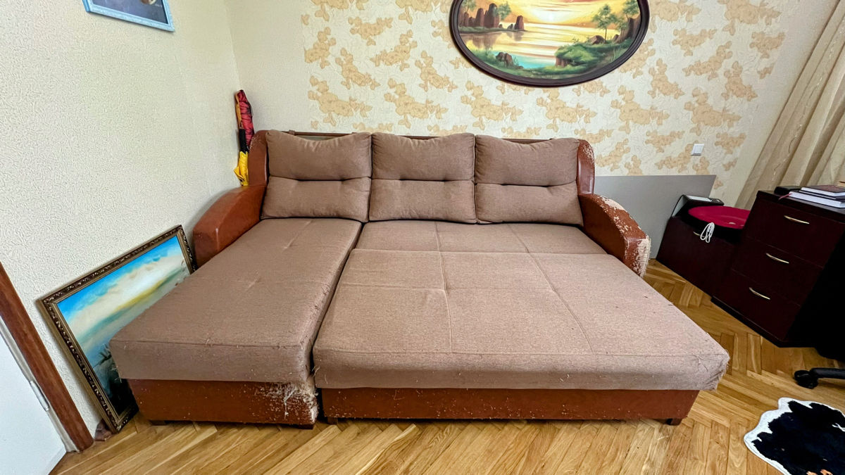 Vând canapea second hand în stare bună. foto 2