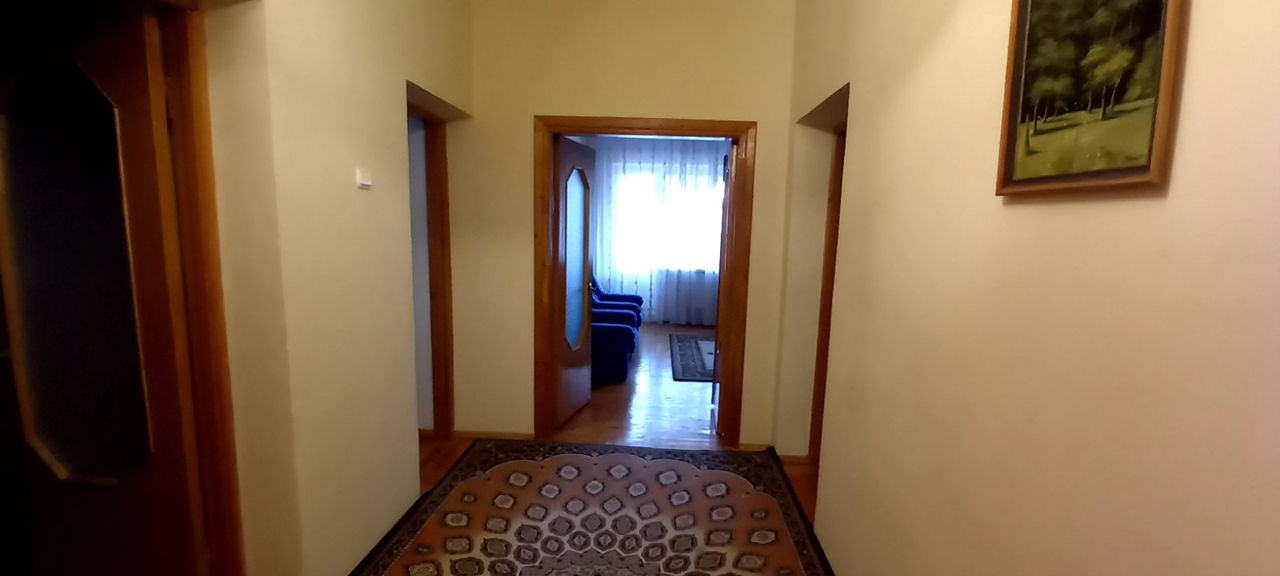 Telecentru, casa in 2 nivele. Posibilitate de trai pentru 2 familii. foto 4