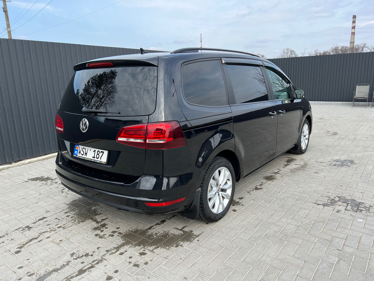 Volkswagen Sharan foto 1