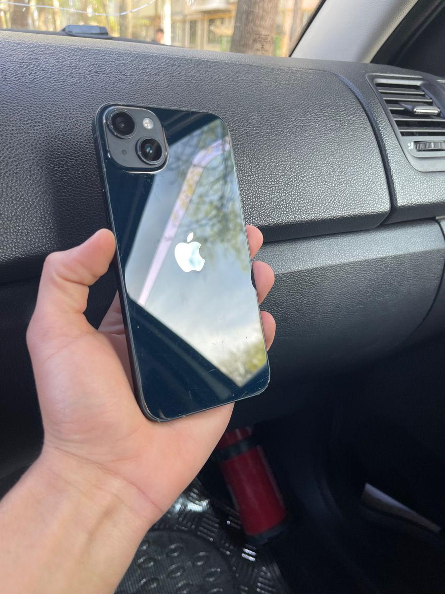 iPhone 14 Plus 128gb foto 0