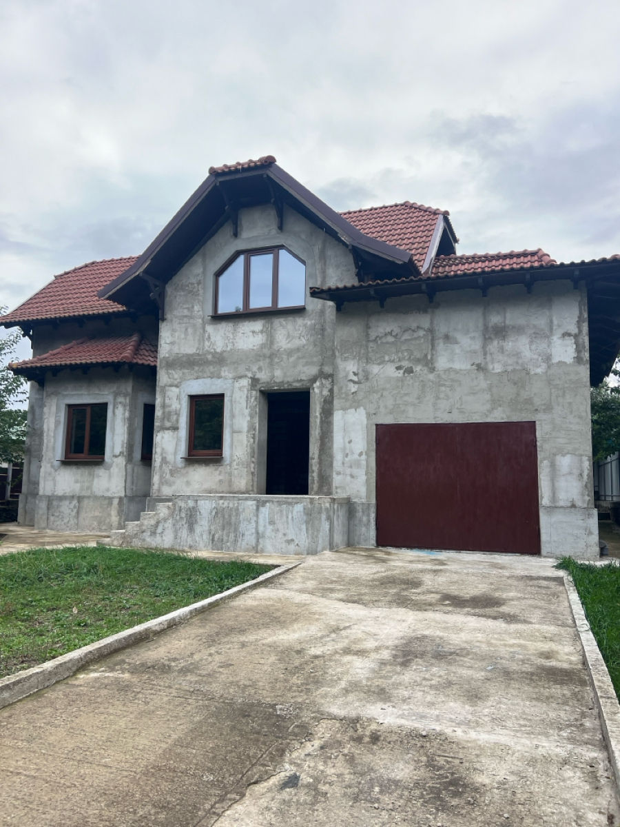 Casa in zona rezidentiala de Lux a orasului Floresti! foto 7