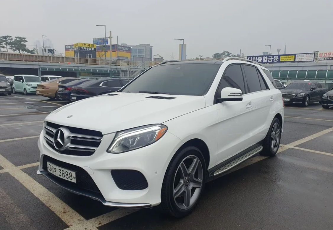 Mercedes GLE foto 0