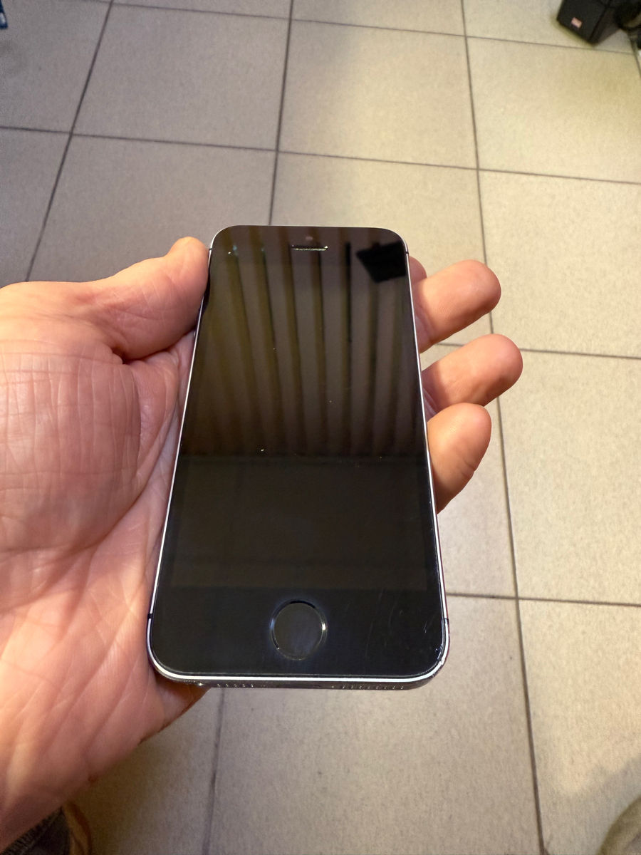 iPhone SE (32GB) Silver foto 4