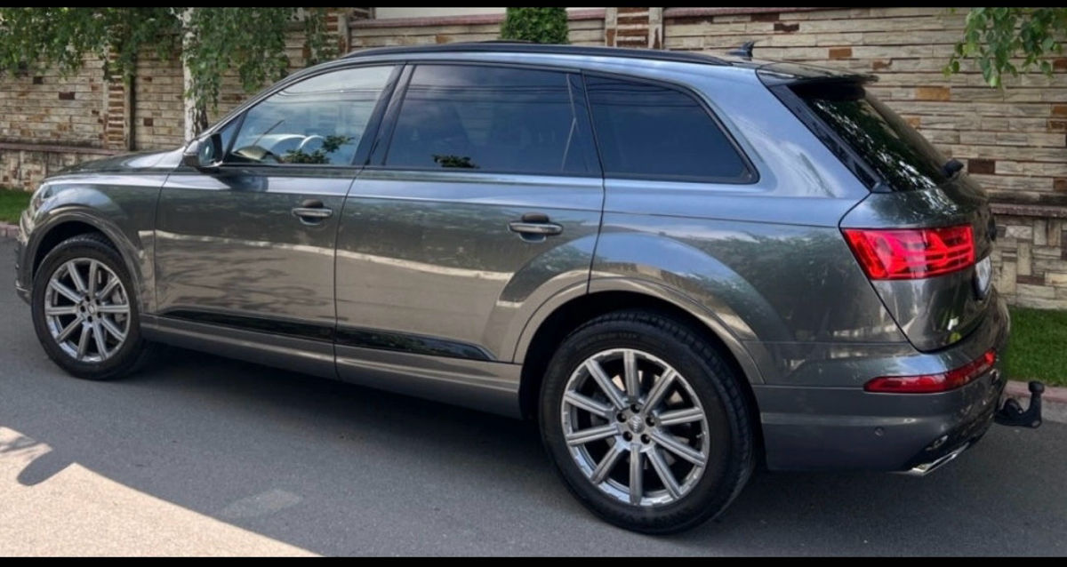 Audi Q7 foto 6