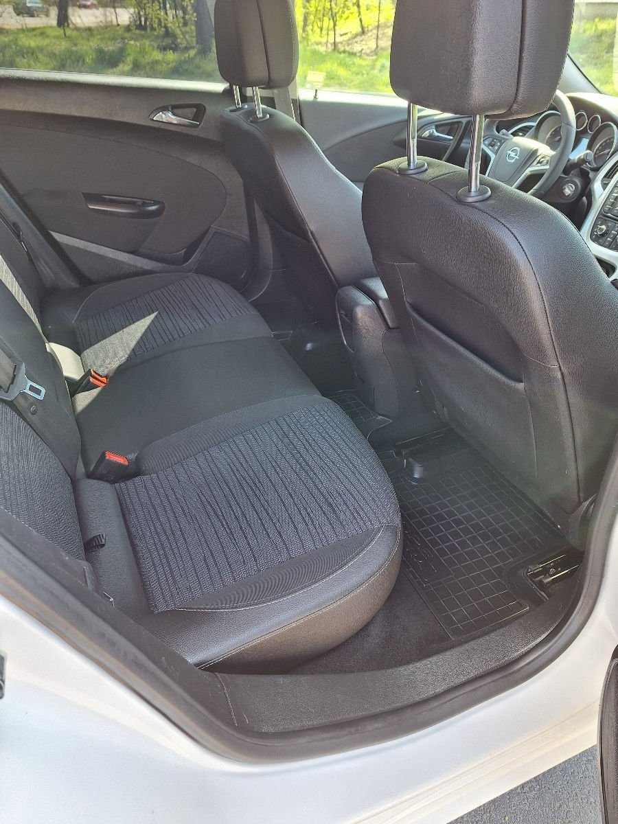 Opel Astra foto 7