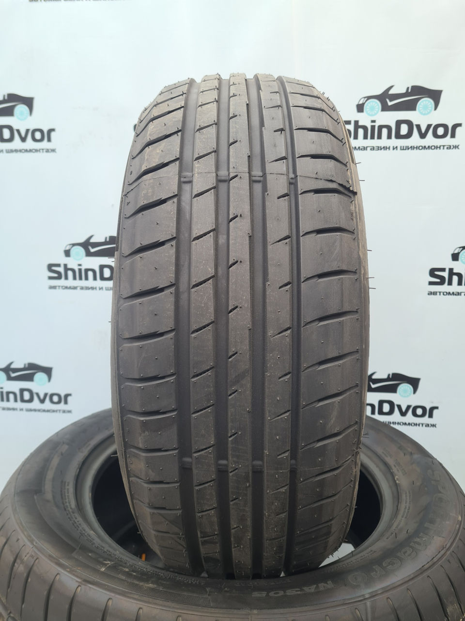 Шины Sunny 225/40 R18 фото 0