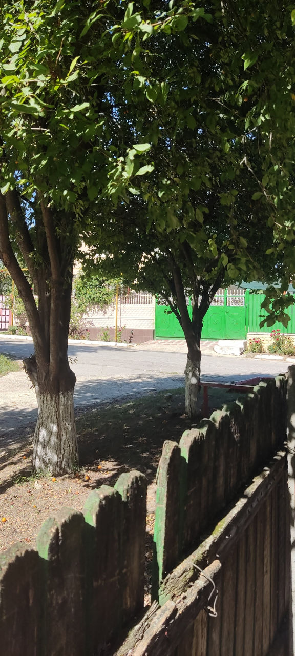 Calarasi centru, str-la1 Stefan Cel Mare nr.4, Teren 7 ari casa 90m2 (fosta Sportivnaia)