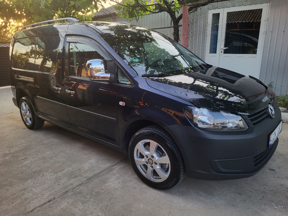 Volkswagen Caddy фото 0