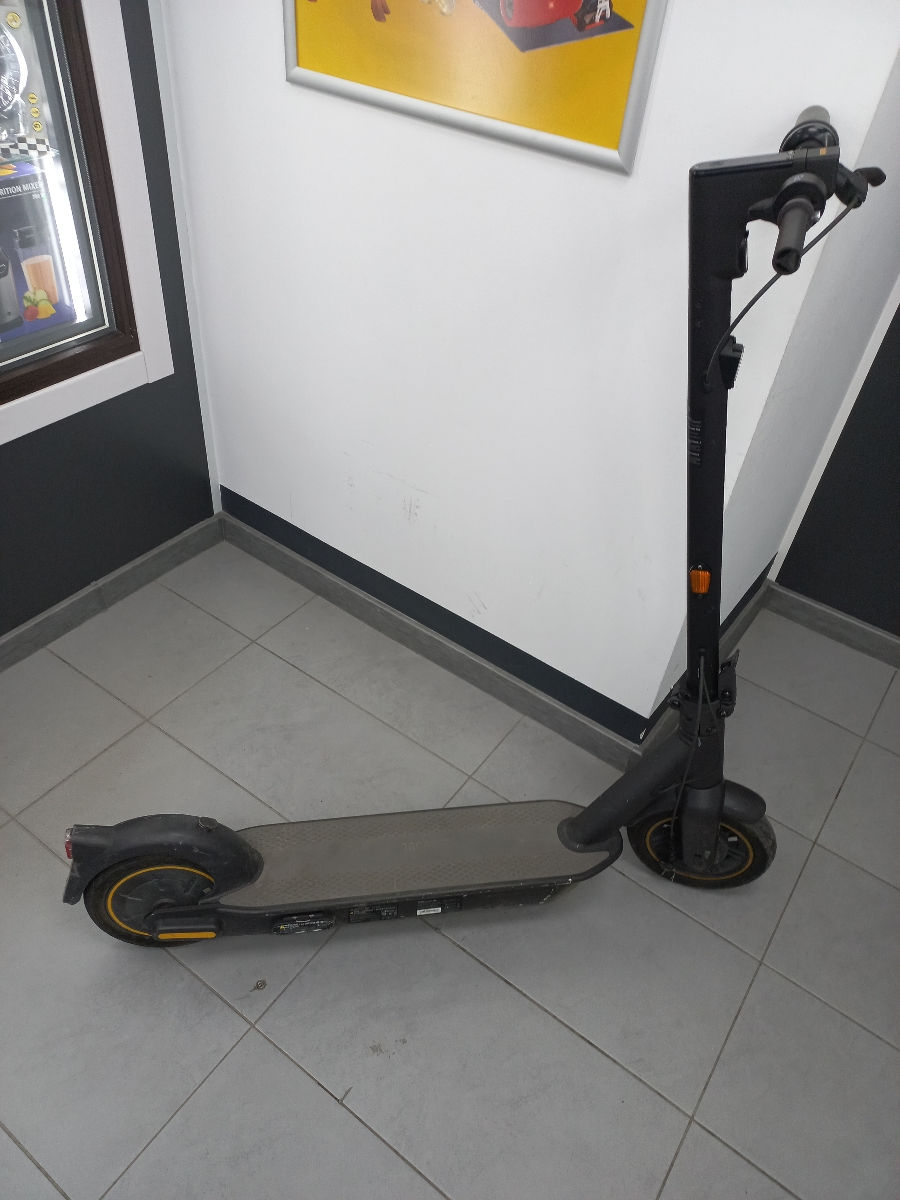 Ninebot KickScooter Max.    5500 lei foto 0