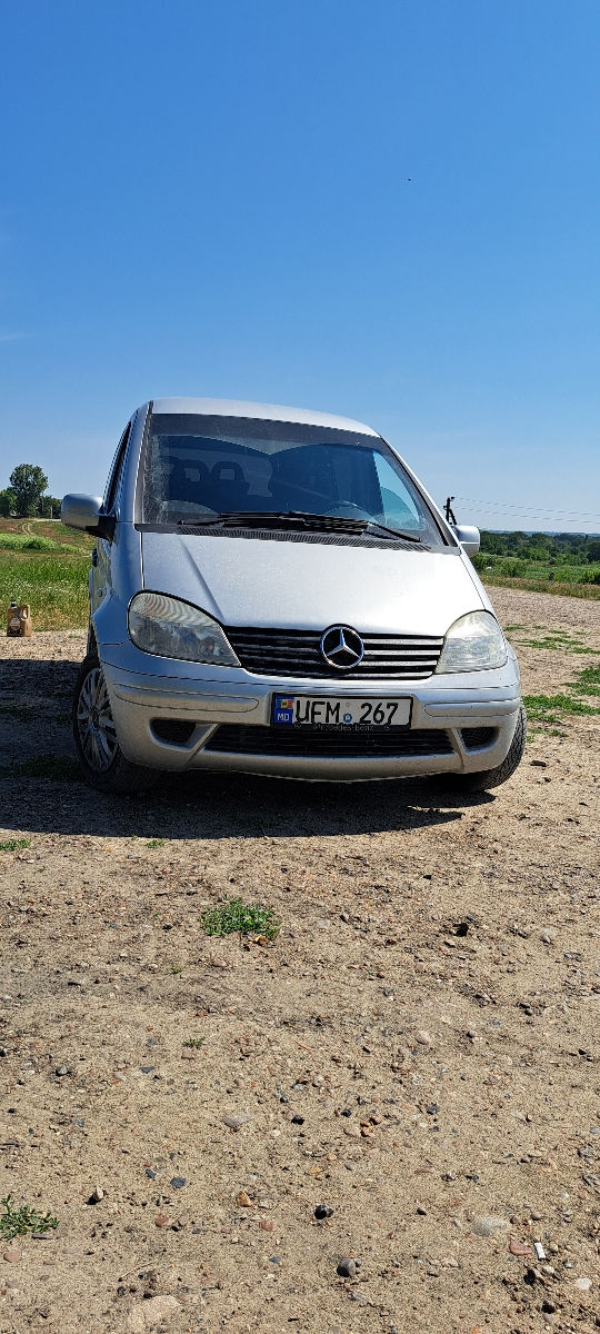 Mercedes Vaneo foto 2
