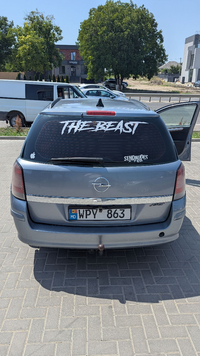 Opel Astra foto 2