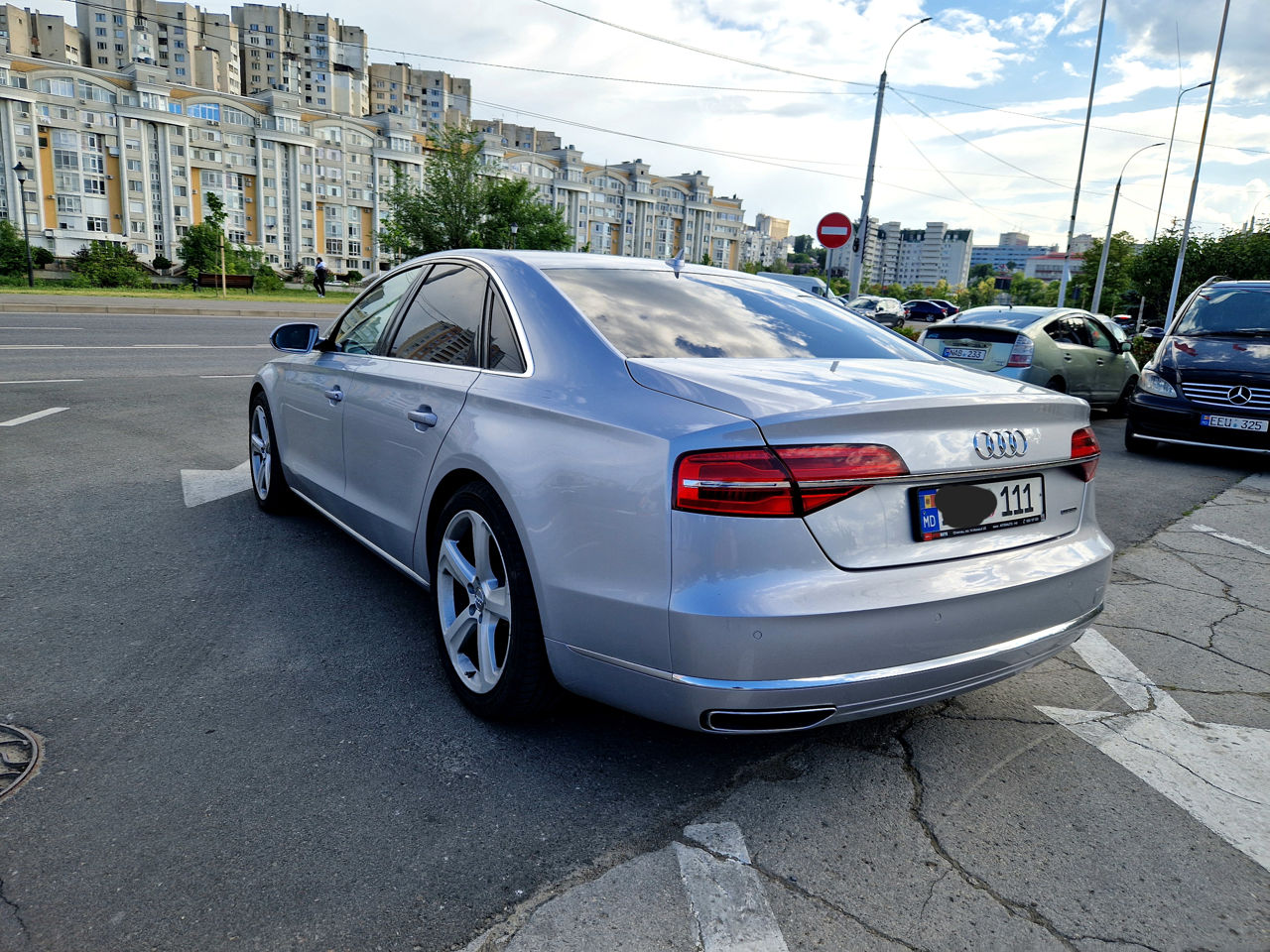 Audi A8 фото 3
