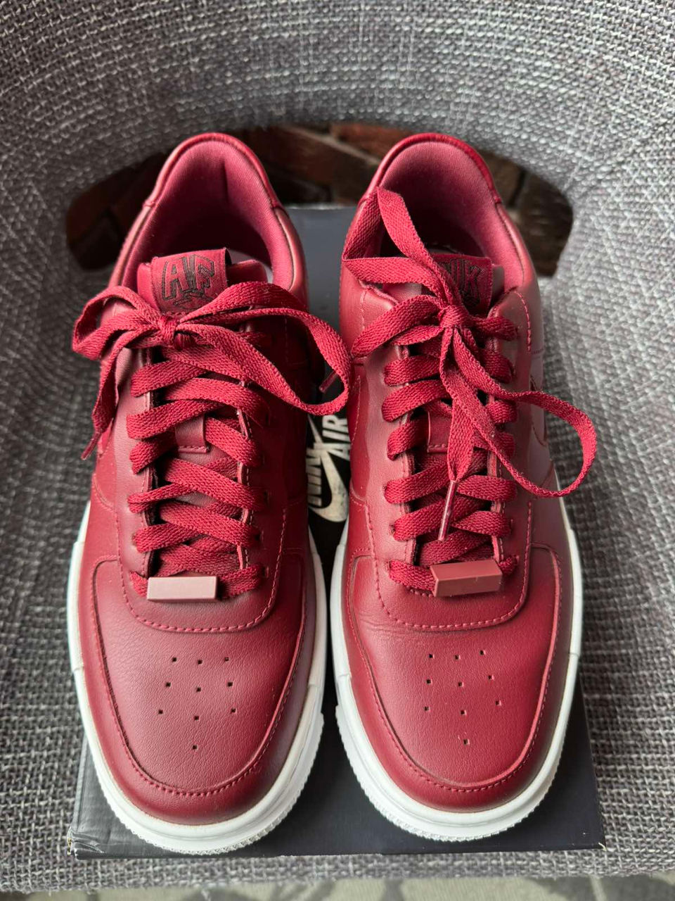 Nike Air Force 1 Pixel Team Red foto 3