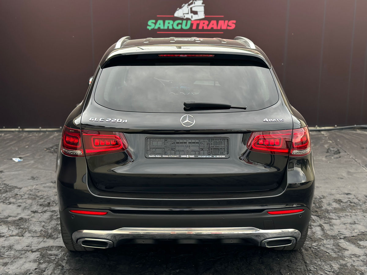 Mercedes GLC foto 4